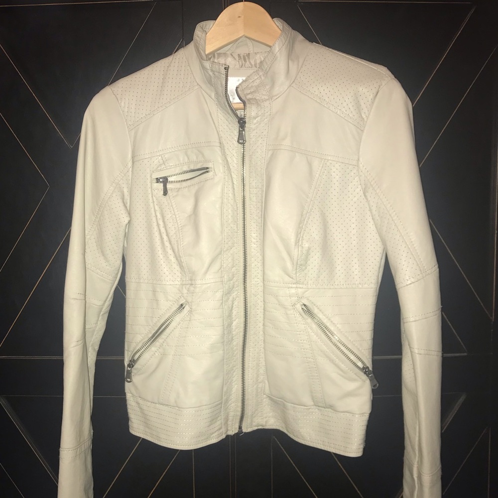 xhilaration, Size M faux leather